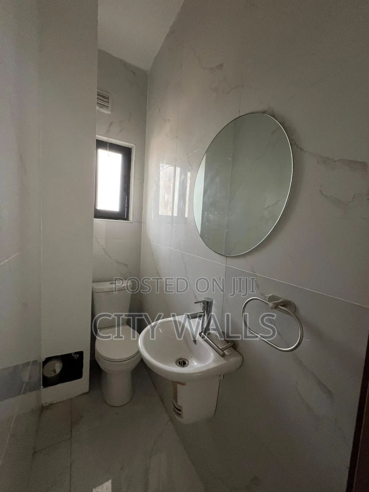 3bdrm Block of Flats in Osborn Foreshore 2 for rent