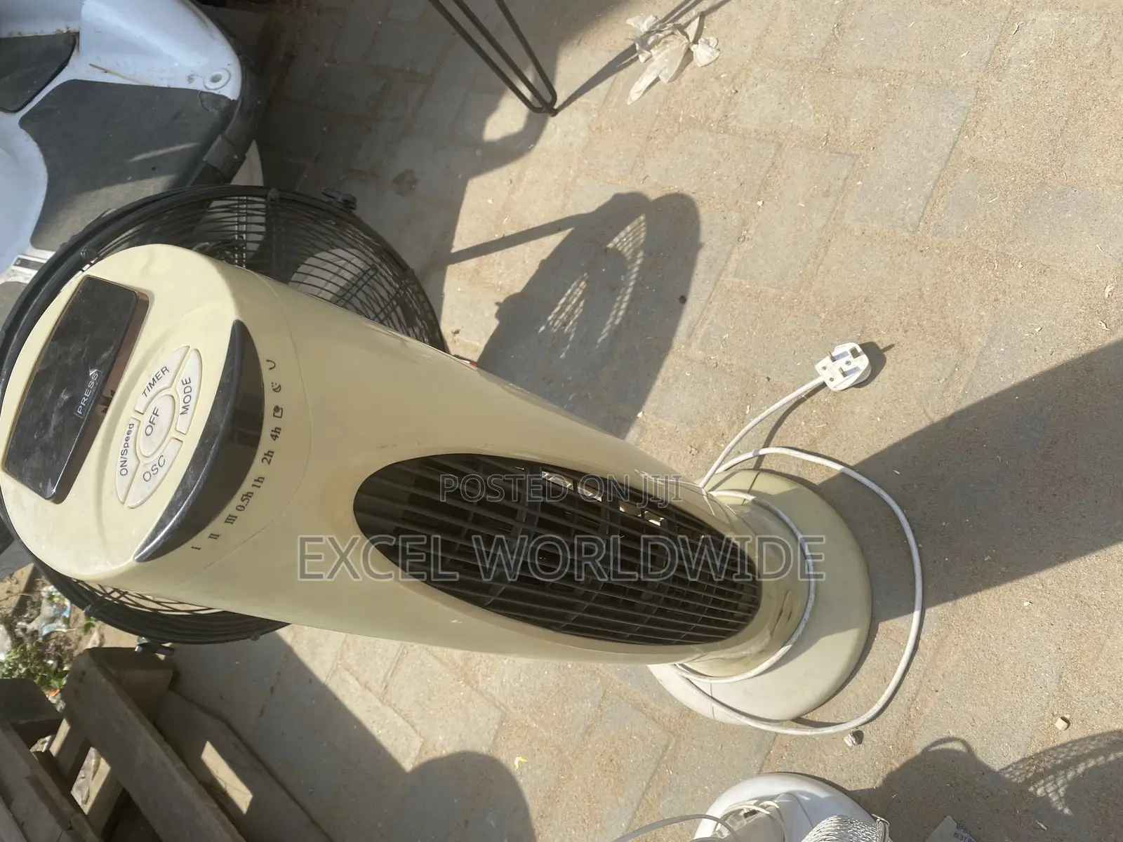 Oscillating Good Wind Tower Fan