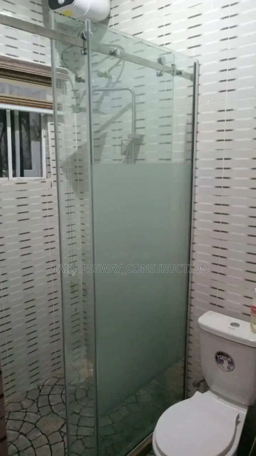 Aquaglassshowercubicleelegancezonelux