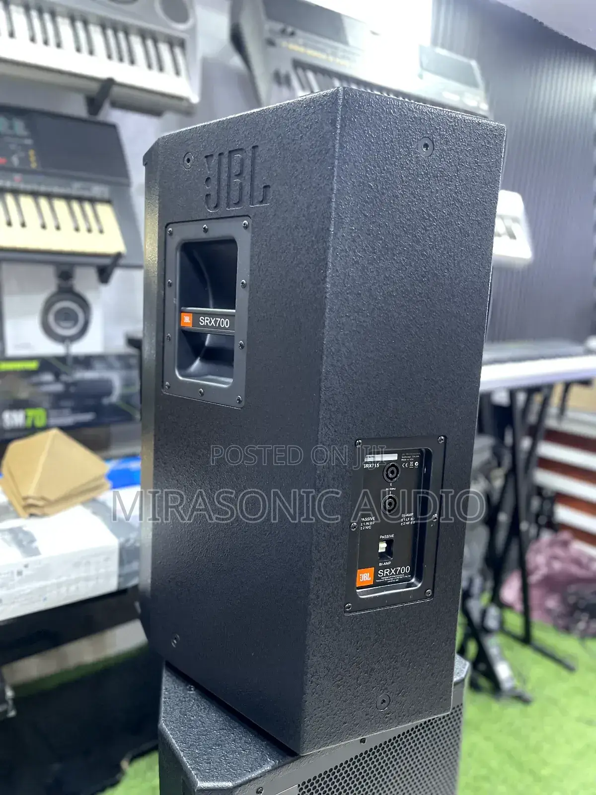 JBL SRX715 15 Inches Floor Monitor With Big Magnet
