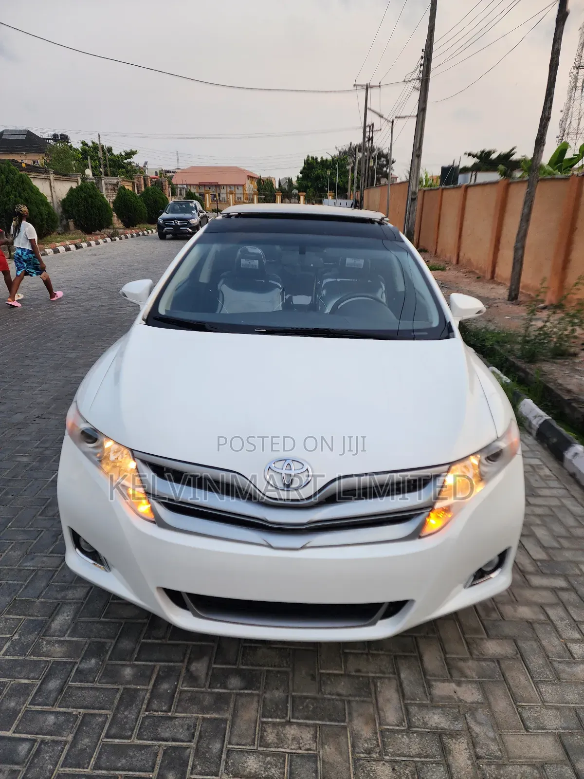 Toyota Venza XLE 4dr Wagon AWD (3.5L 6cyl 6A) 2015 White