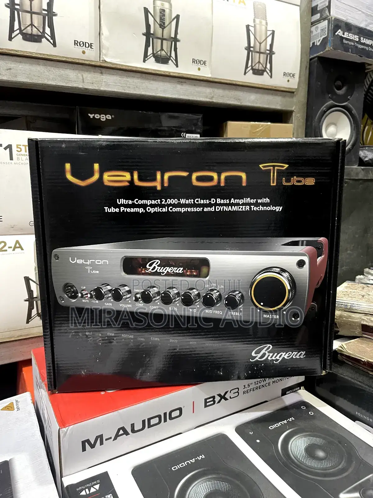 Bugera Veyron Tube 2000W Bass Amplifier Head