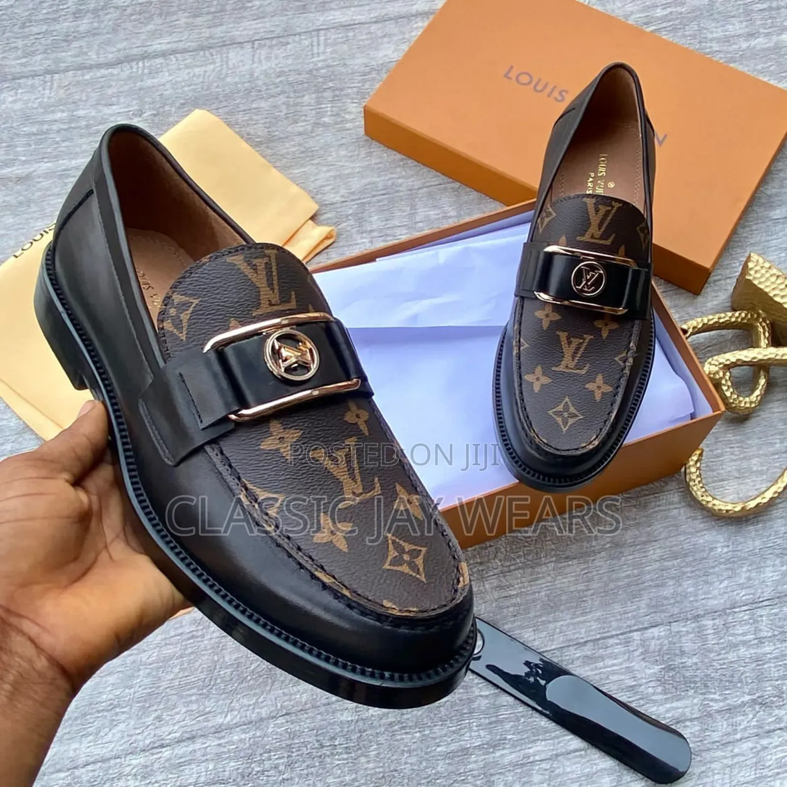 Quality Classic Louis Vuitton Shoe Available