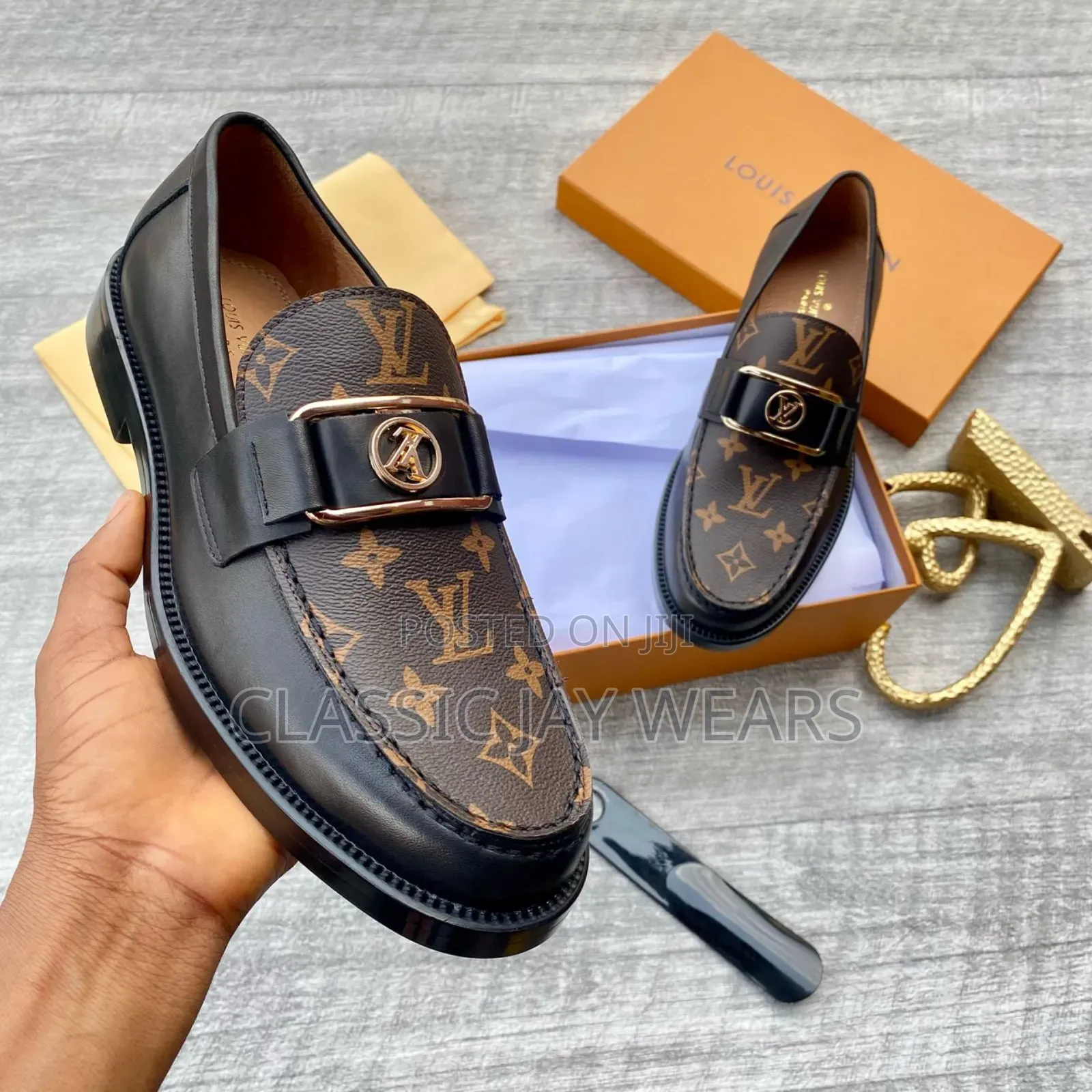 Quality Classic Louis Vuitton Shoe Available