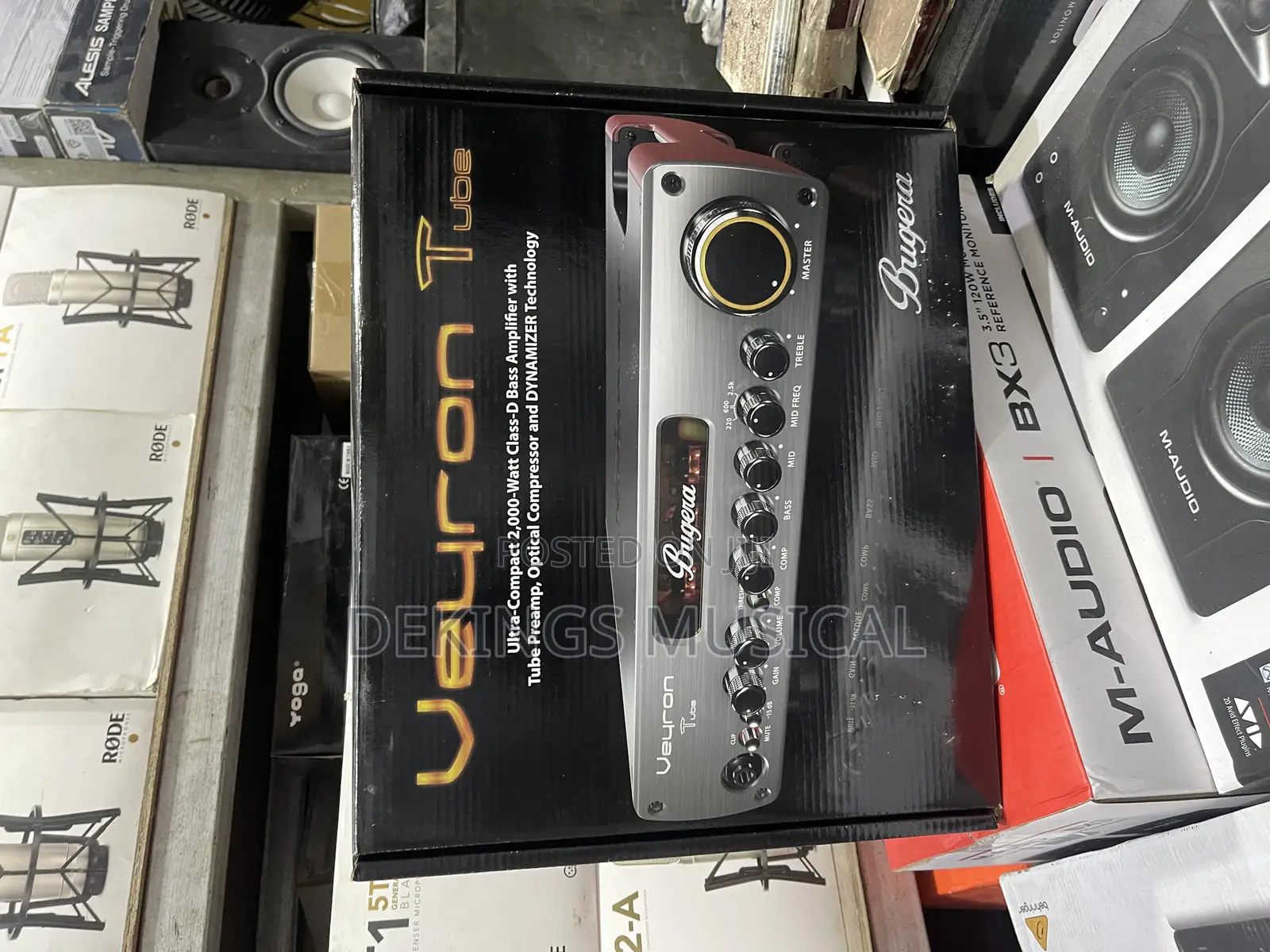 Bugera Veyron Tube Bass Amp Bv1001t With 2000watts