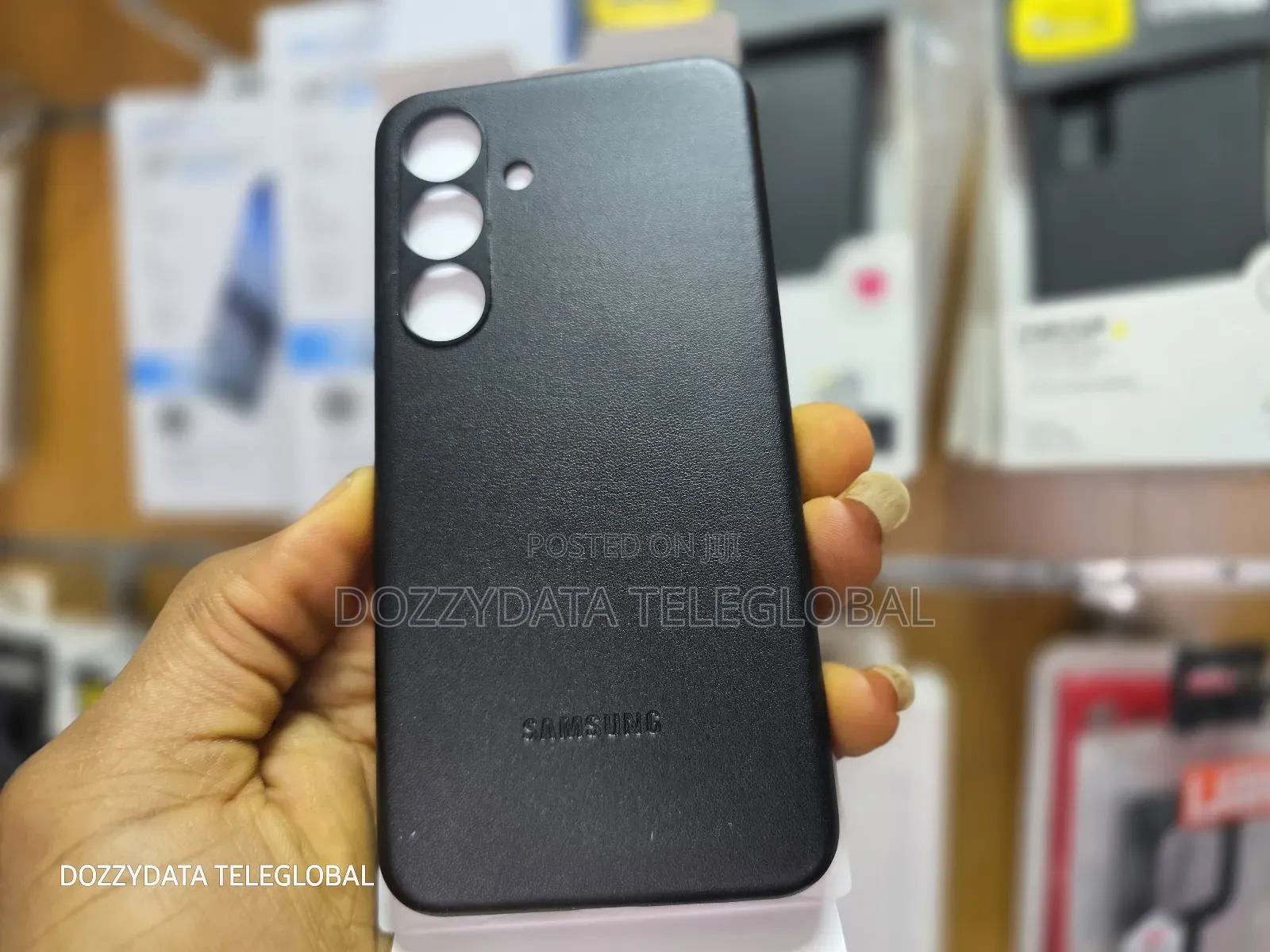 Samsung S25 Black Leather Case