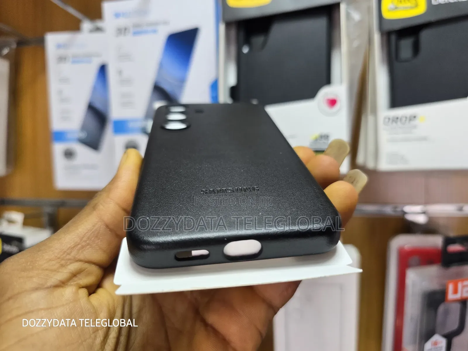 Samsung S25 Black Leather Case