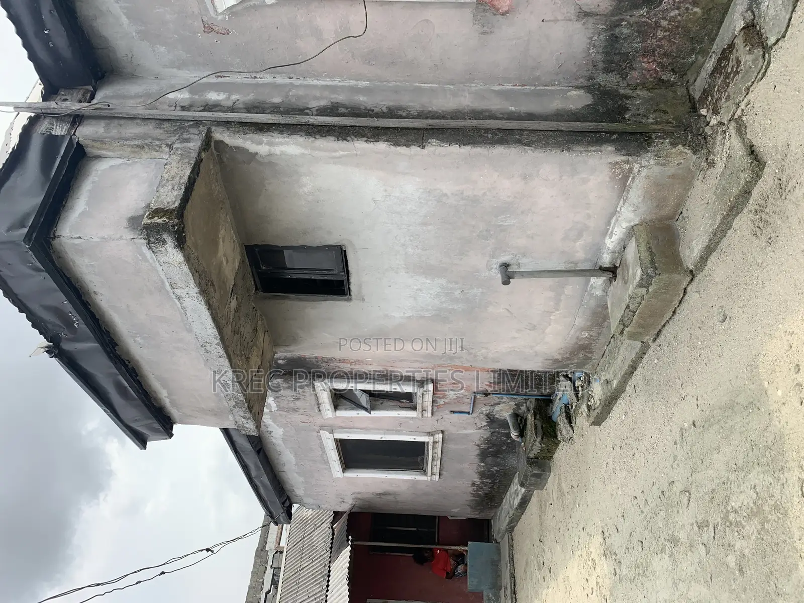 20bdrm Block of Flats in Agip Estate Phc, Port-Harcourt for sale