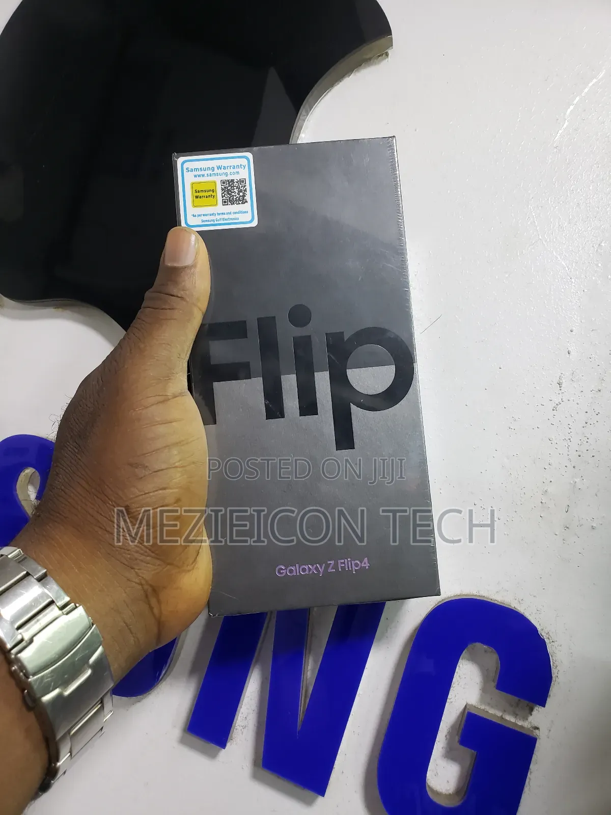 New Samsung Galaxy Z Flip4 256 GB Gray