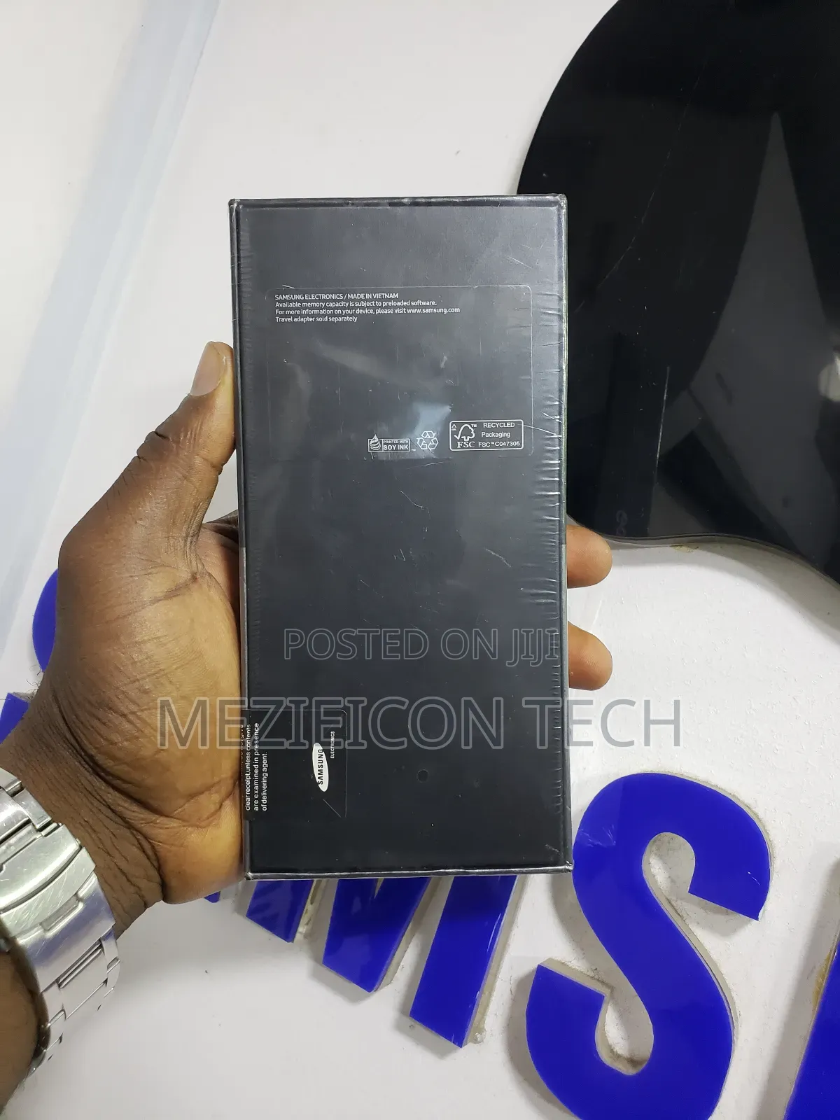 New Samsung Galaxy Z Flip4 256 GB Gray
