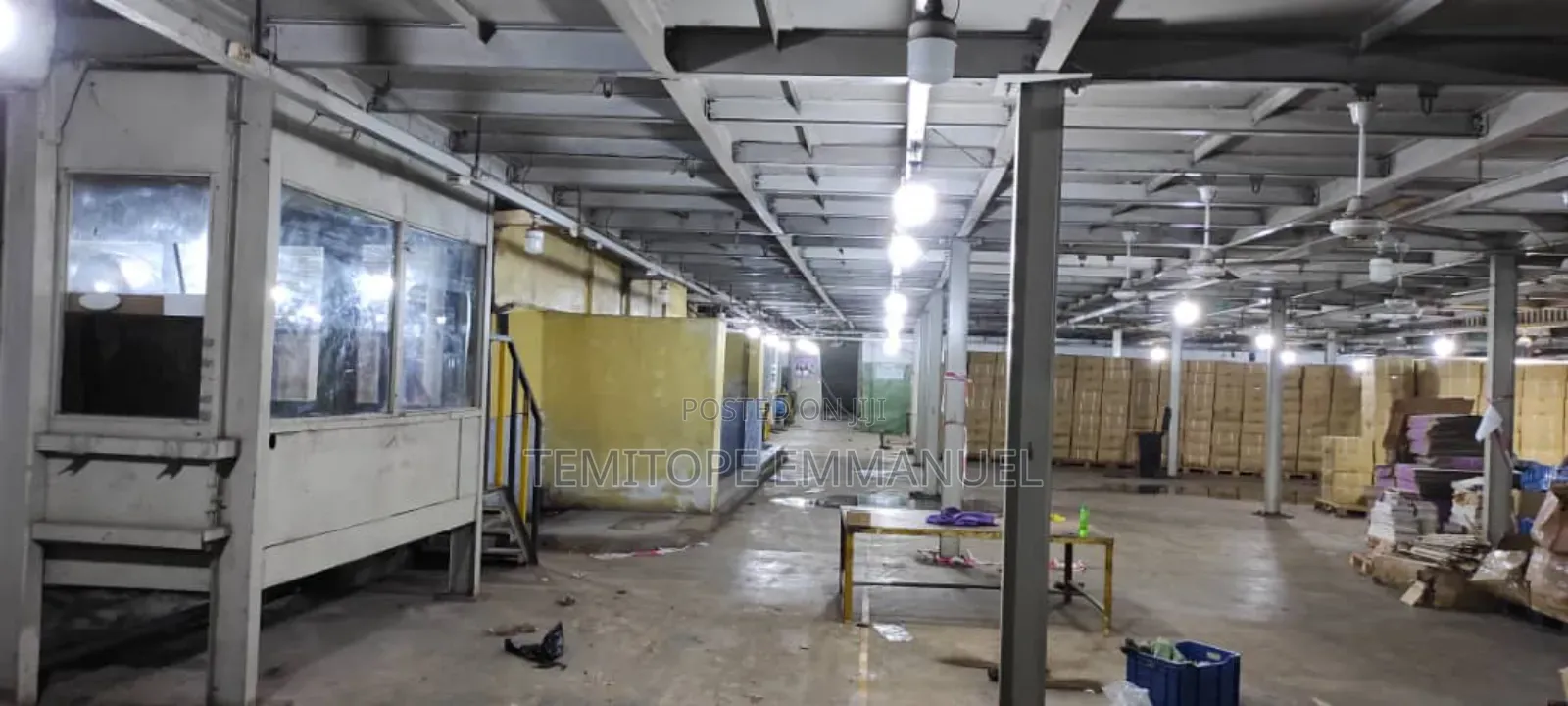Wearhouse Factory on 7689sqm Land Building Space 12978sqm