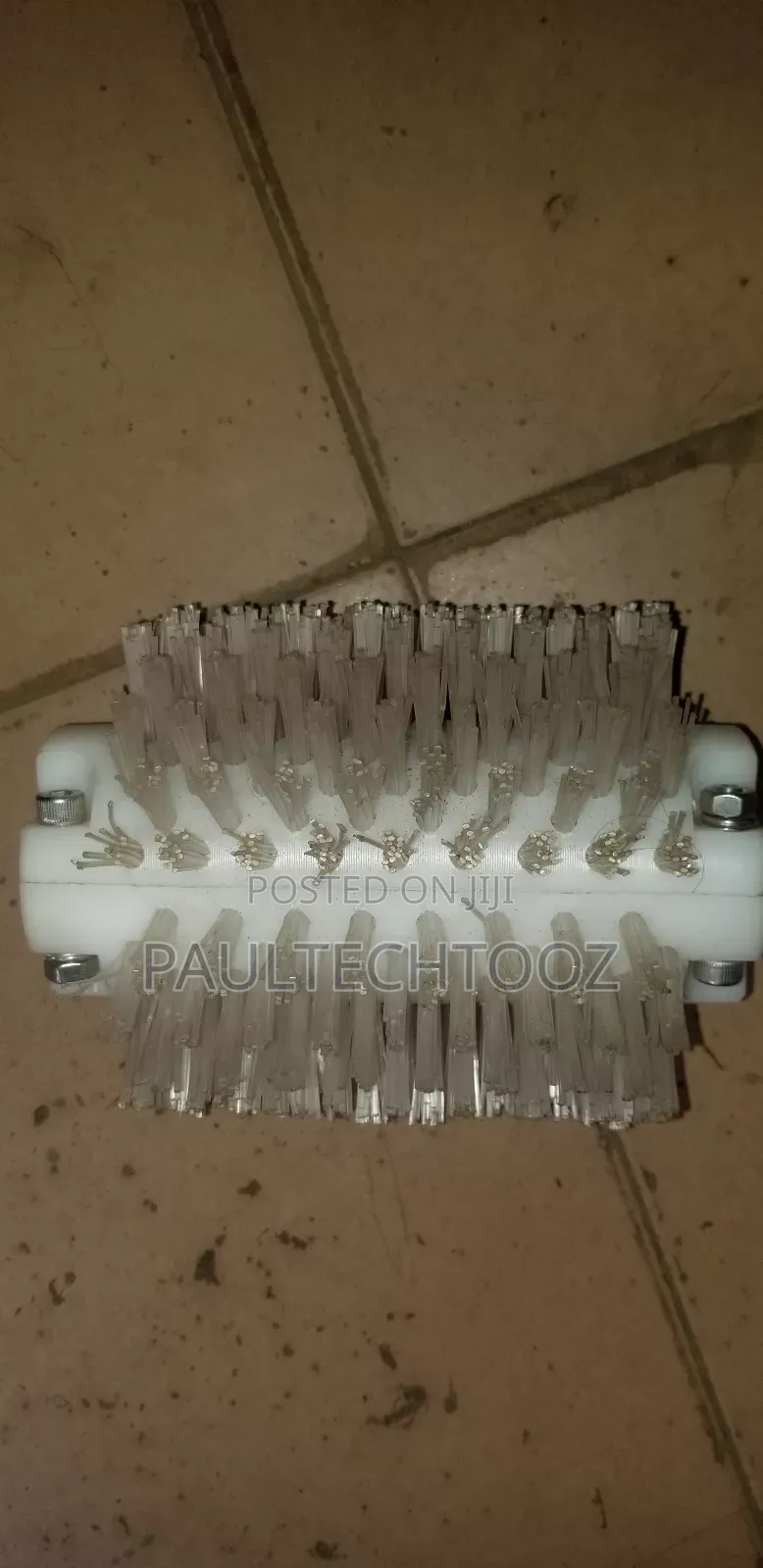 Pipe and Tube Cleaning Brush