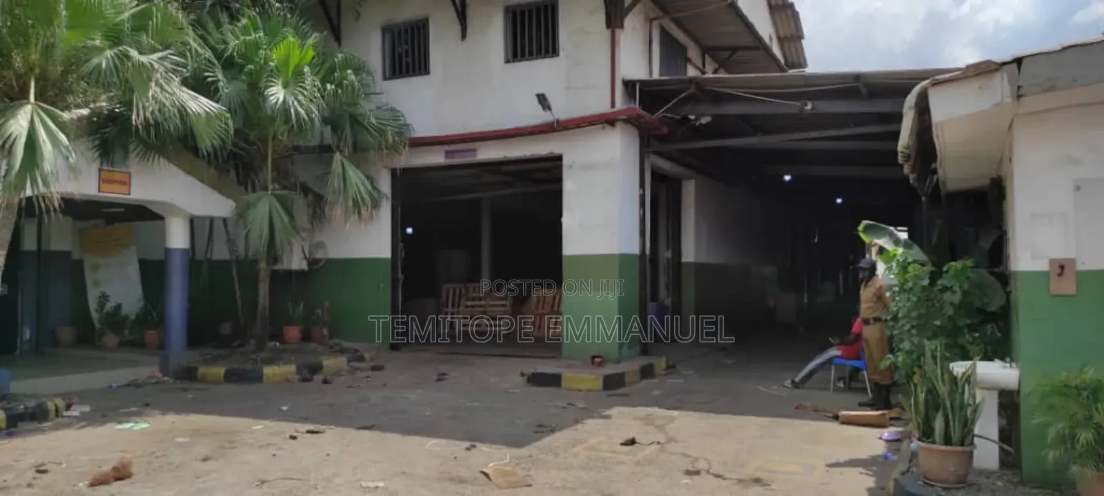 Wearhouse Factory on 7689sqm Land Building Space 12978sqm