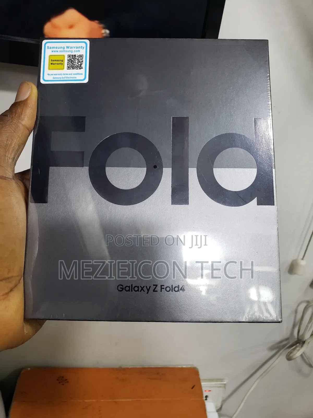New Samsung Galaxy Z Fold4 256 GB Black
