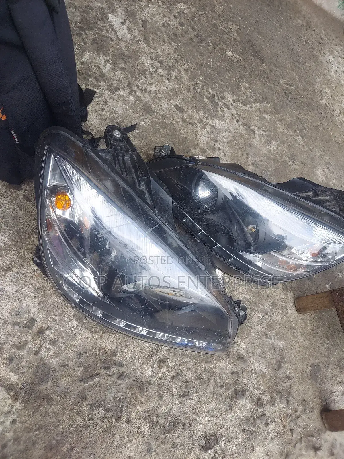 Led Head Lamp for Mercedes Benz C300 2008 - 2011