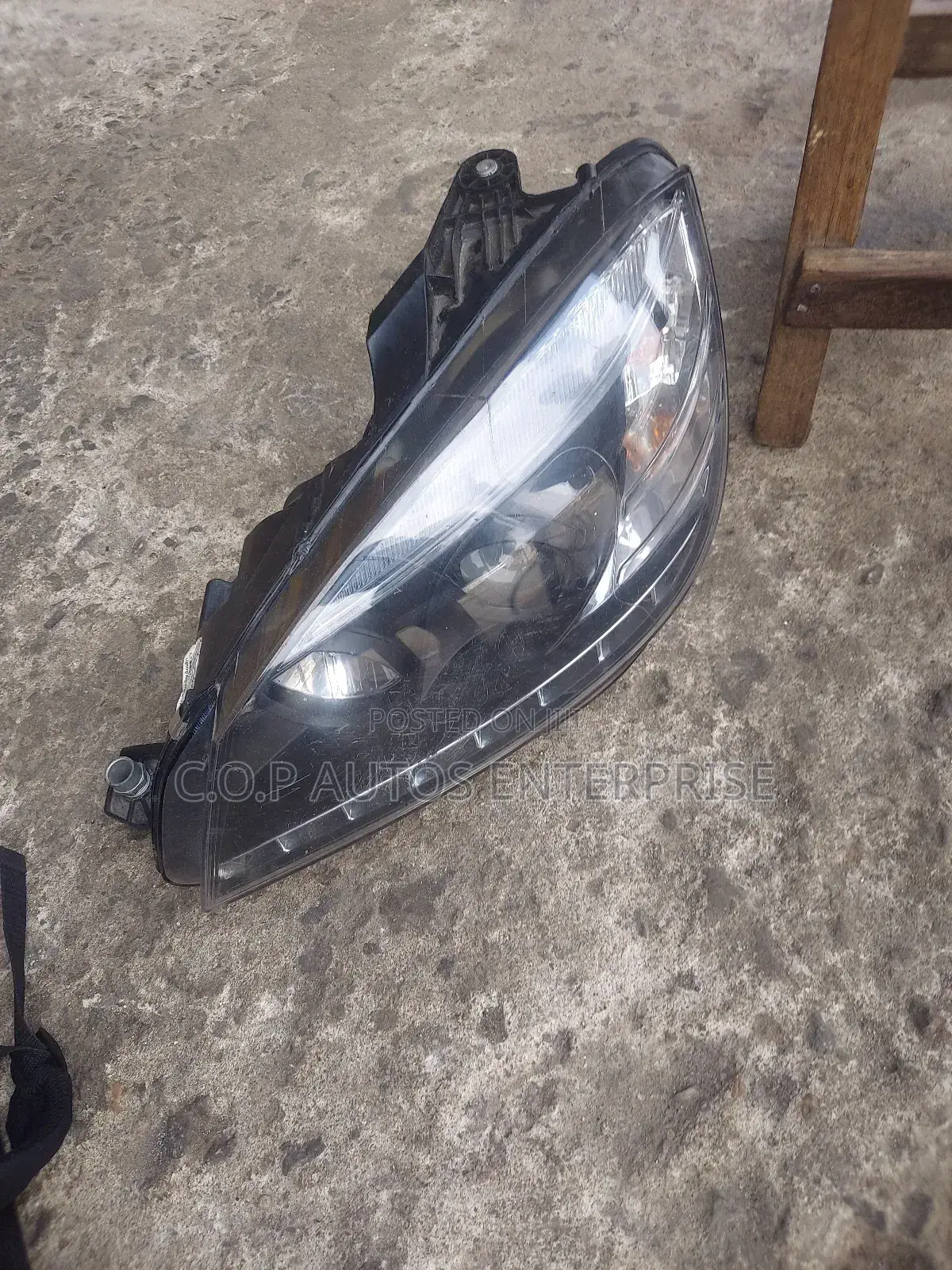 Led Head Lamp for Mercedes Benz C300 2008 - 2011