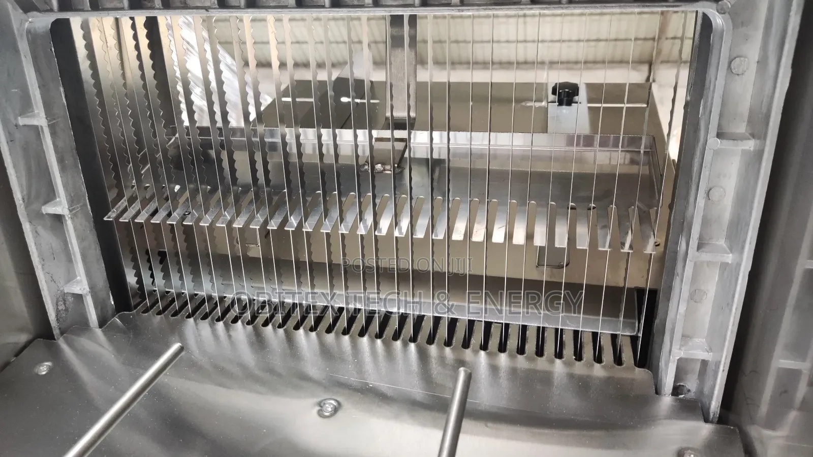 Industrial Stainless Steel Bread Slicer – 31 Knives