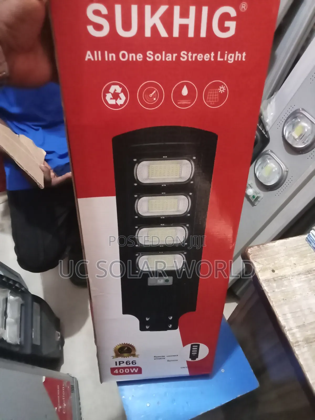 SUKHIG 400w All In One Solar Street Light