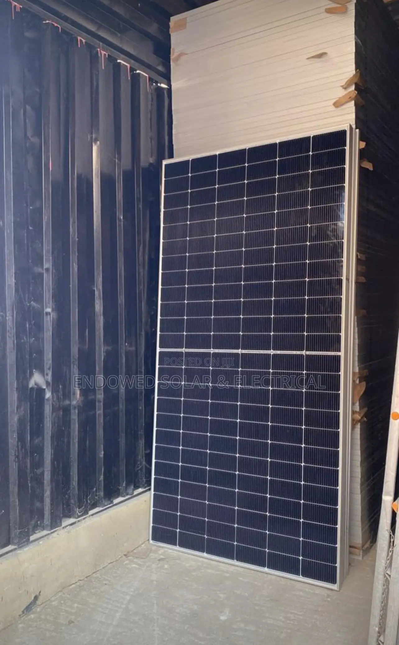 650w Jinko Half Cut Solar Panels