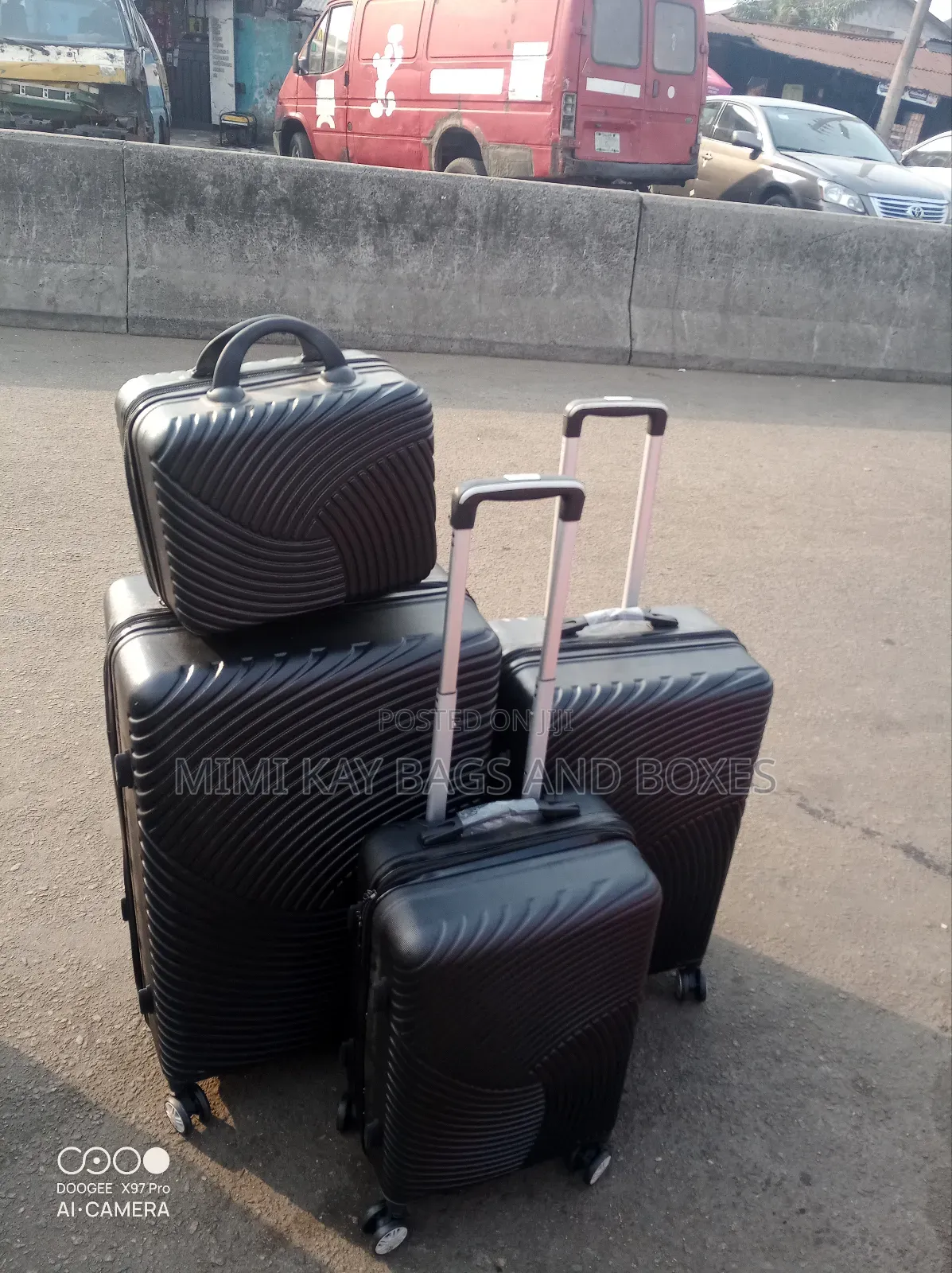 Traveling Boxes Complete Set 100,000