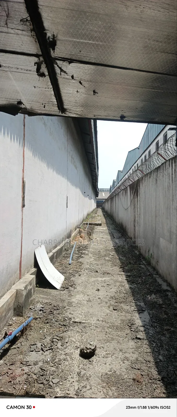 1,1000sqm Warehouse at Amuwo Odofin Ind Area