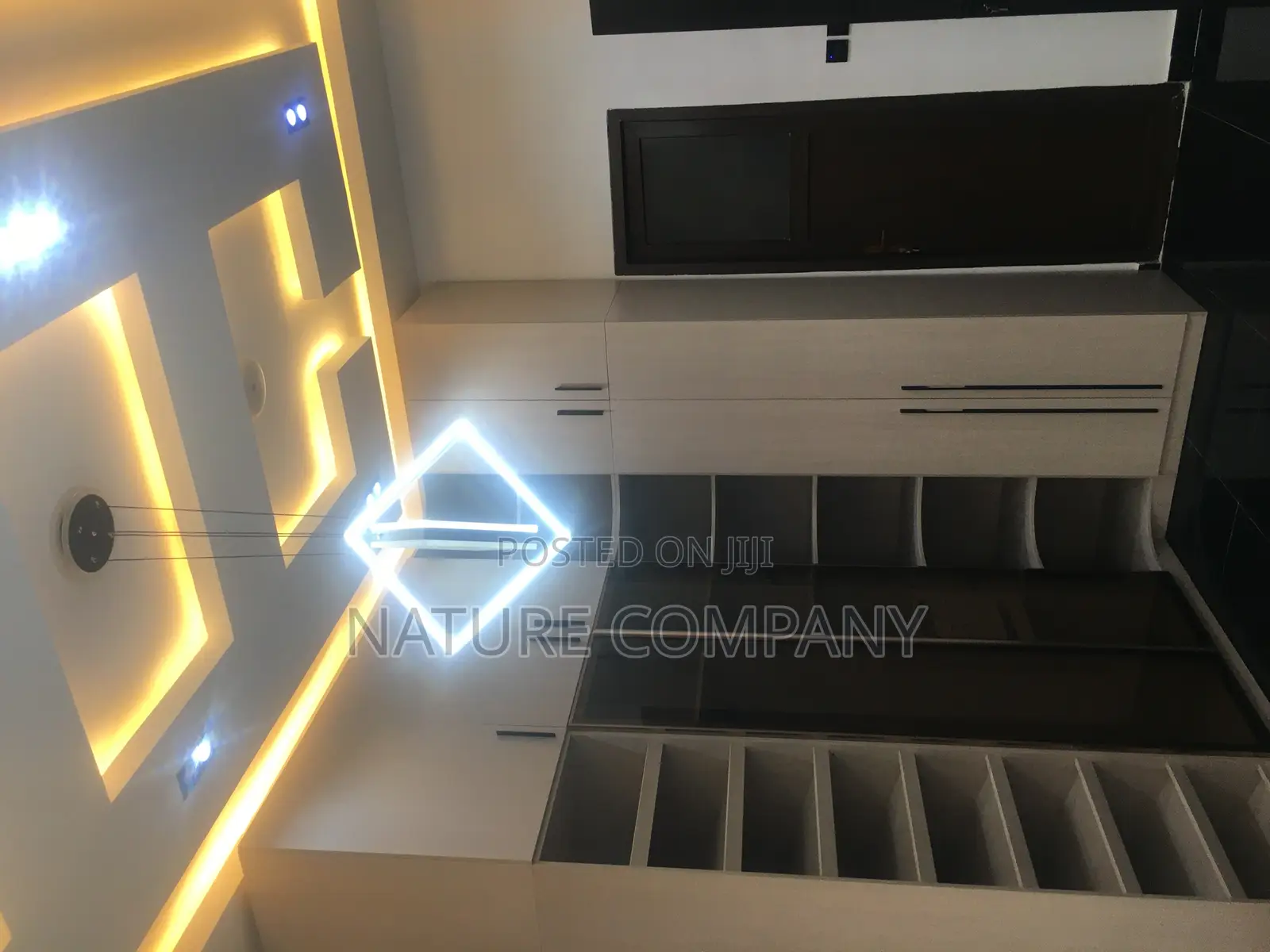 5bdrm Duplex in Omole 2 for rent