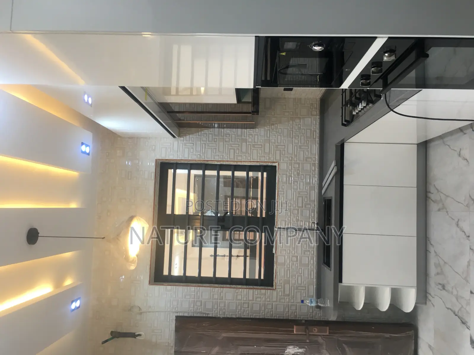 5bdrm Duplex in Omole 2 for rent