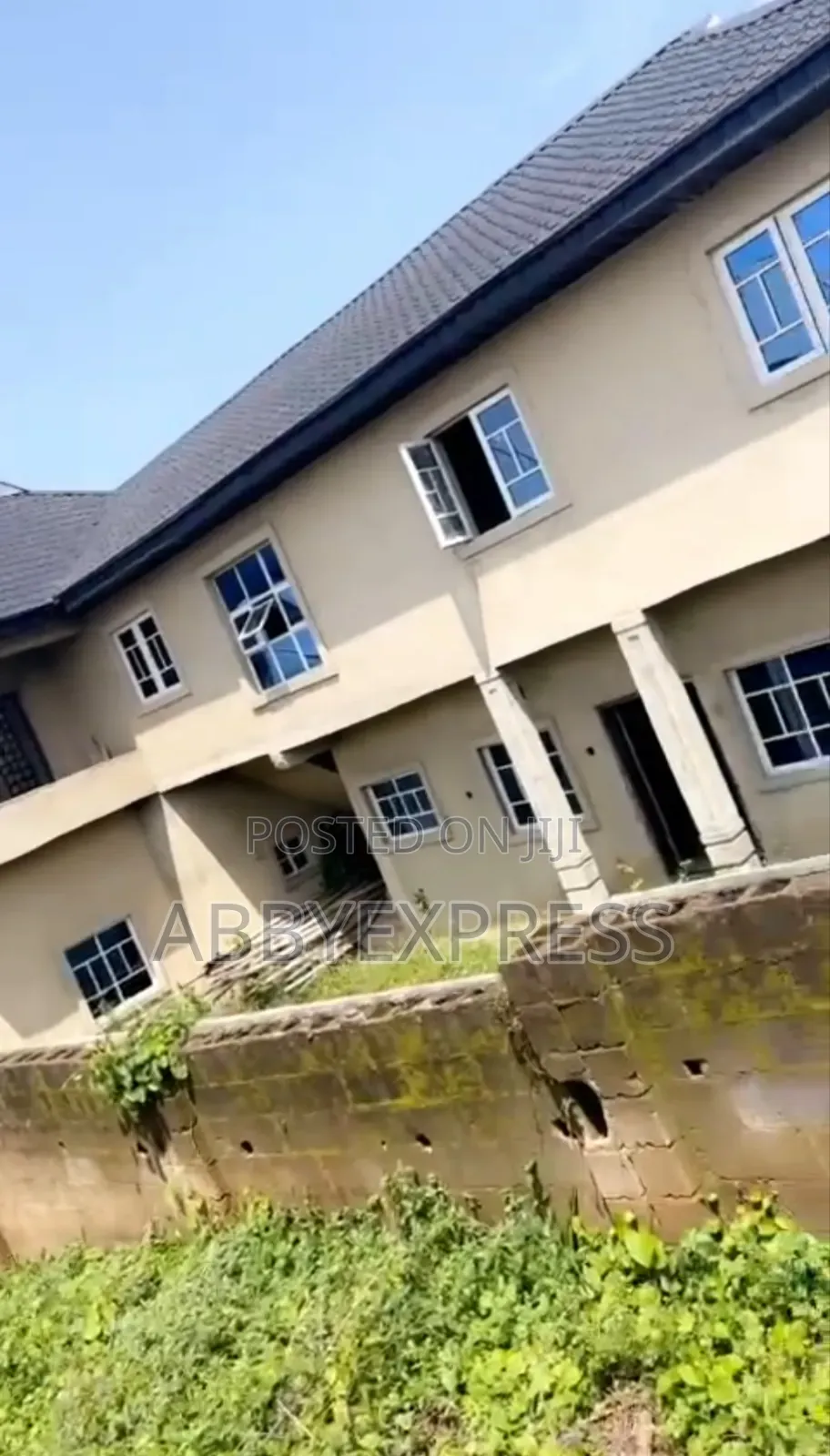 12bdrm Duplex in Akala Express for sale