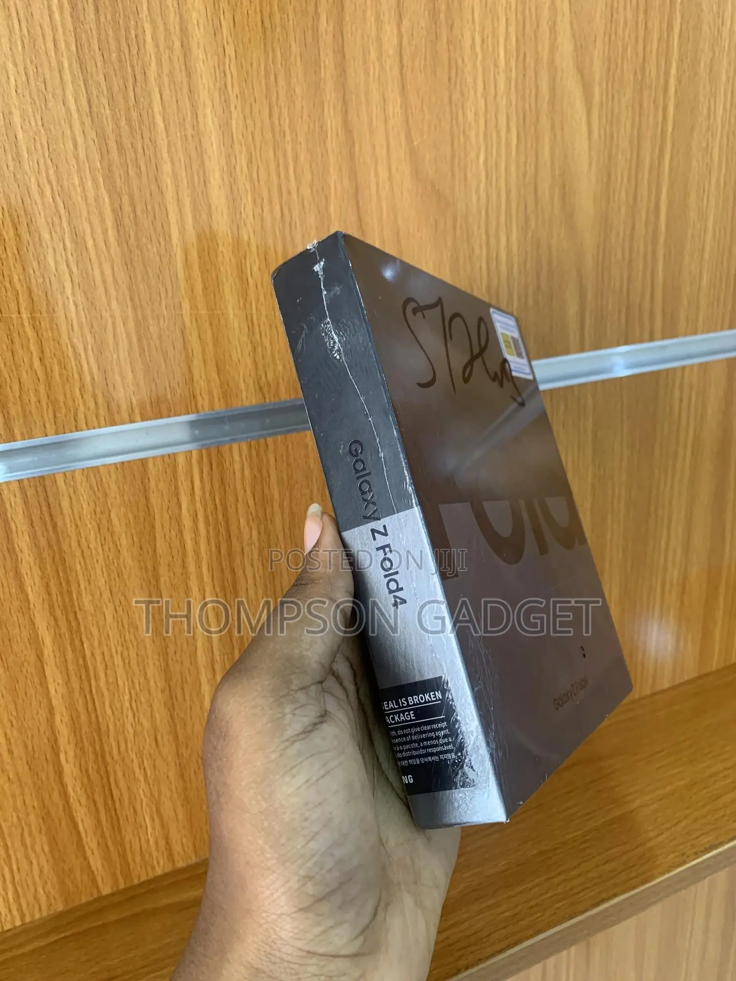 New Samsung Galaxy Z Fold4 512 GB