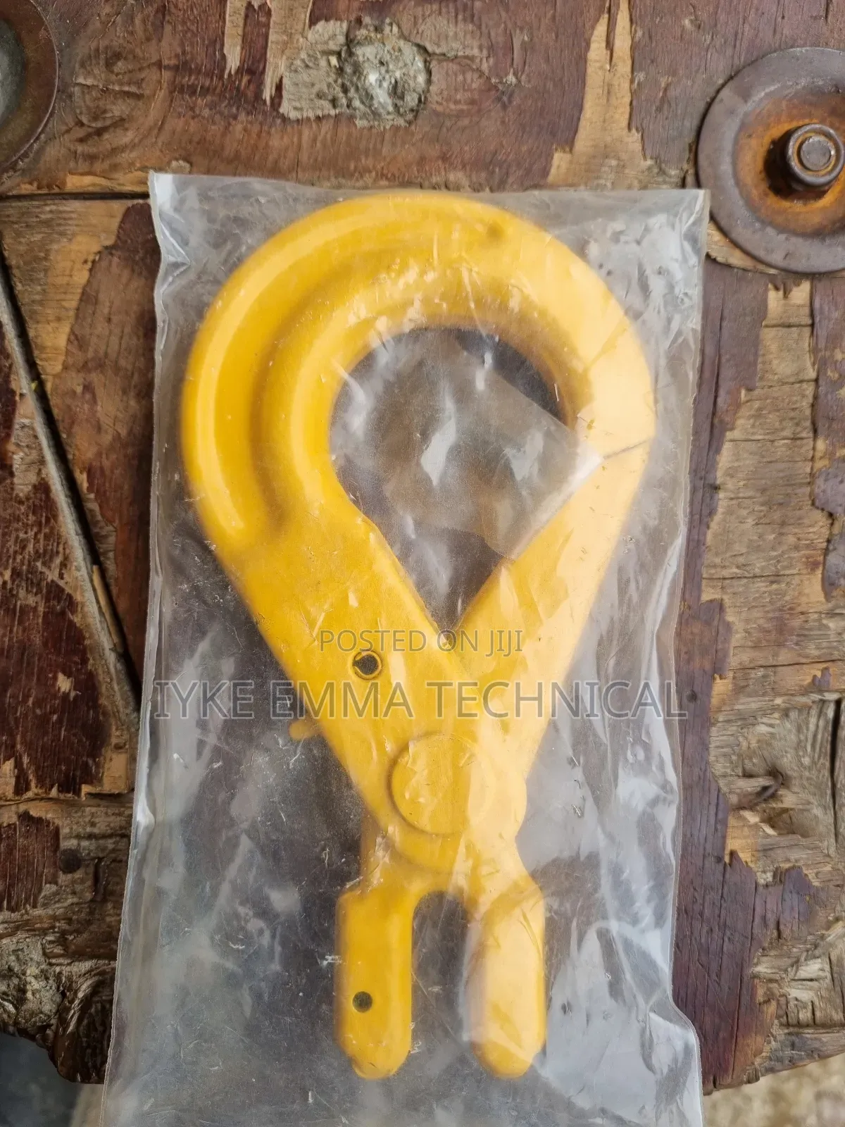 Safety Latch Hook for Tugger (SWL 3.15t)