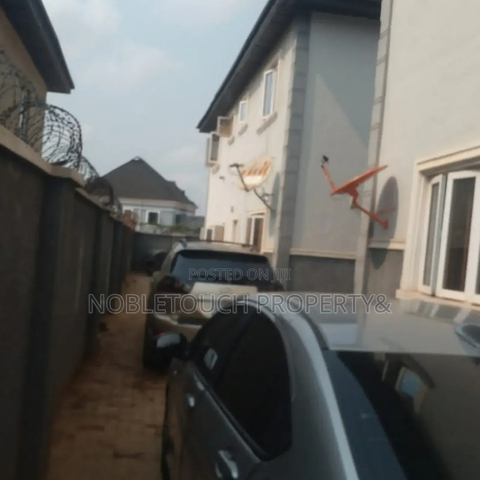 3bdrm Block of Flats in Baruwa Ipaja Lagos for sale