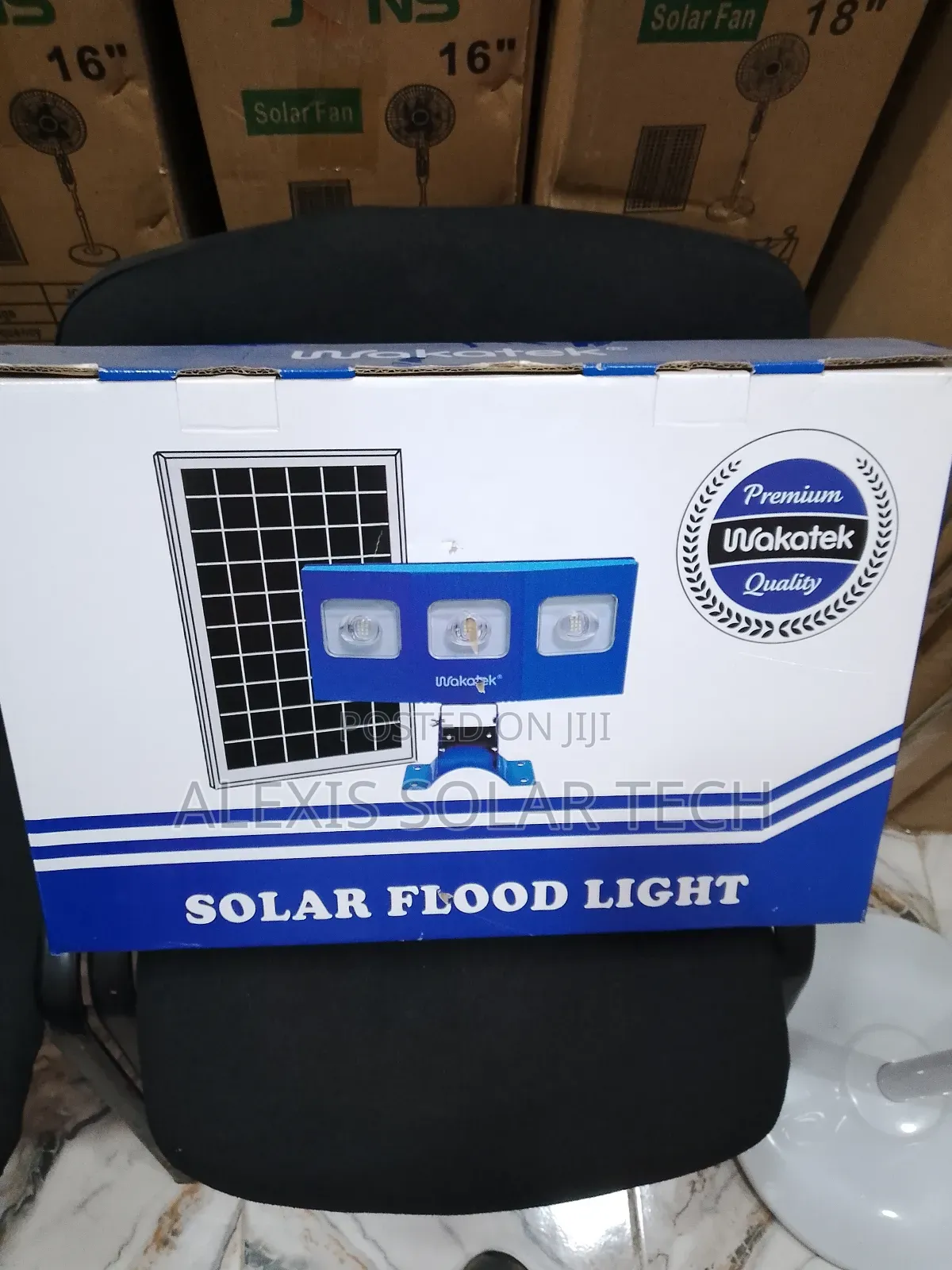 300w Wakatek Solar Flood Light