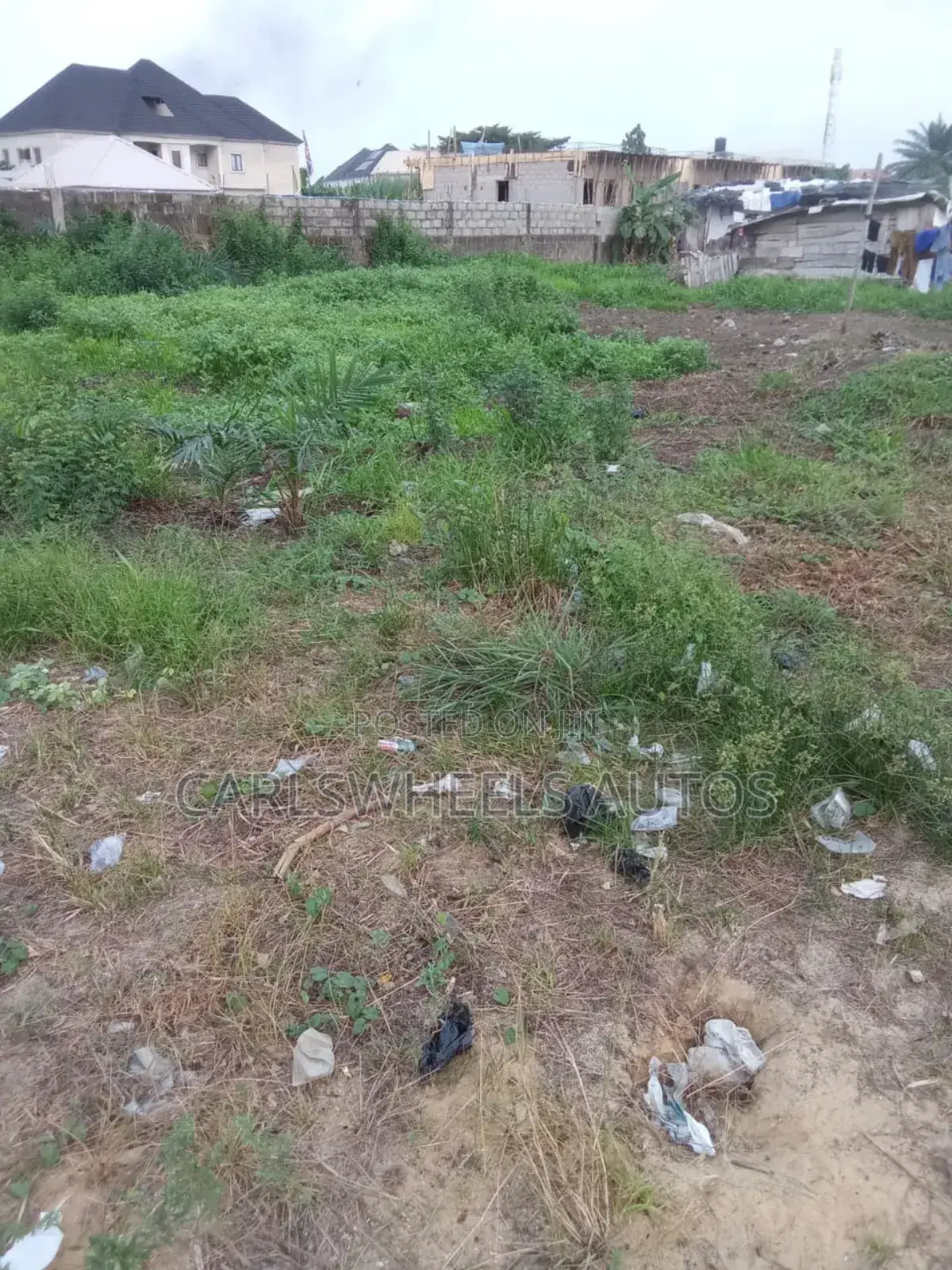 4plots of Dry Land at Back of Lagos Business School Ajah .