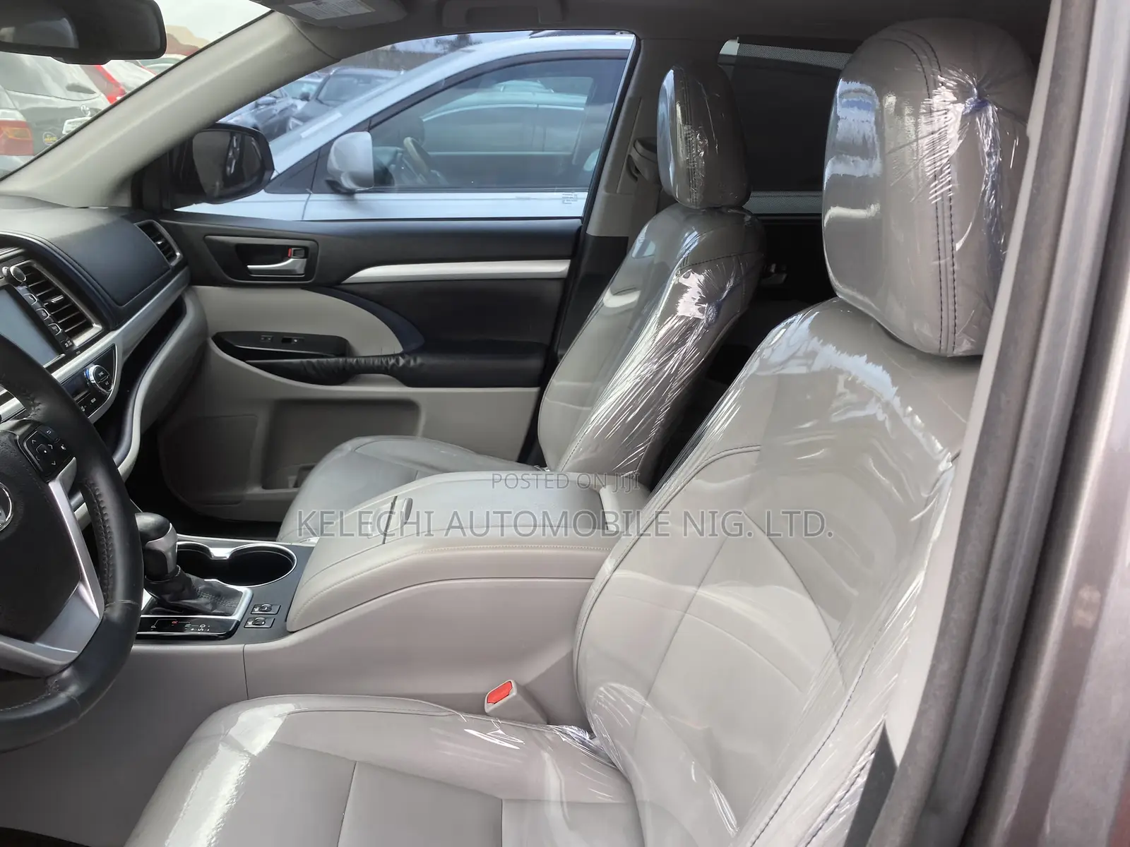 Toyota Highlander XLE V6 4x2 (3.5L 6cyl 6A) 2016 Gray