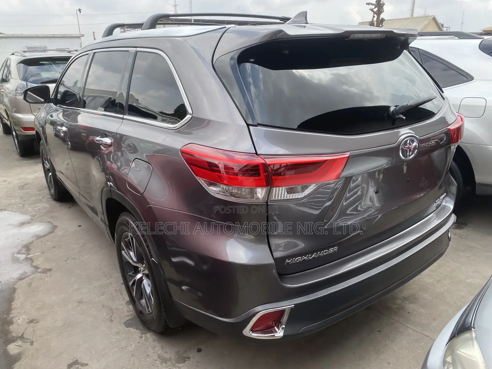 Toyota Highlander XLE V6 4x2 (3.5L 6cyl 6A) 2016 Gray