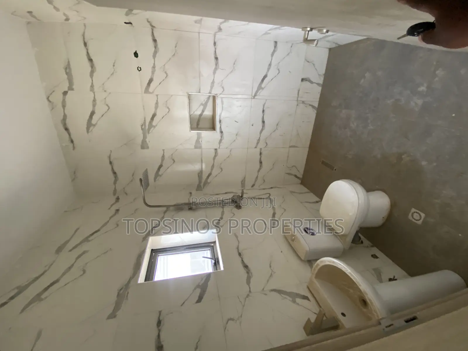 4bdrm Duplex in Jahi for sale