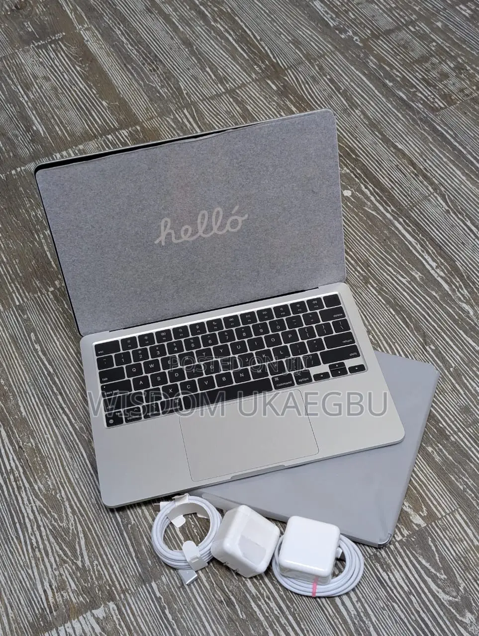 New Laptop Apple MacBook Air 2024 M3 13-Inch 16GB Apple M3 SSD 512GB