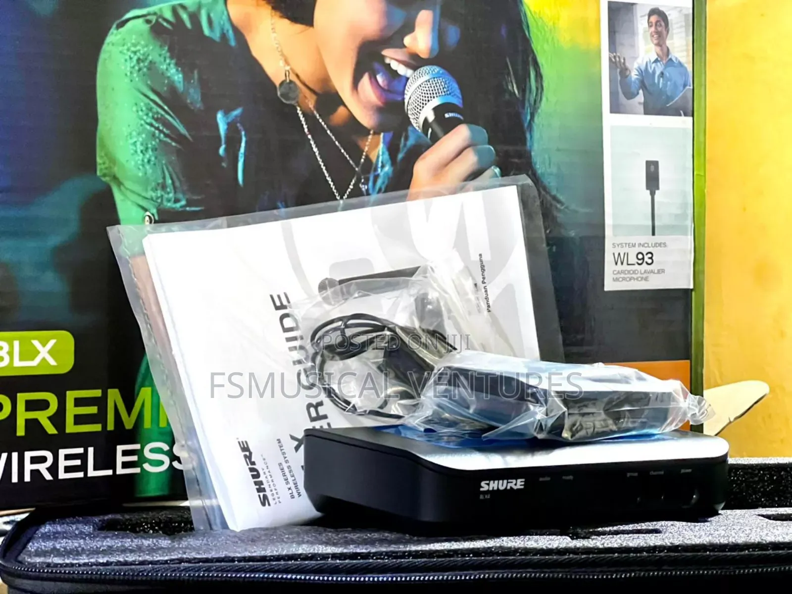 Shure BLX14/CVL Wireless System With CVL Lavalier Microphone