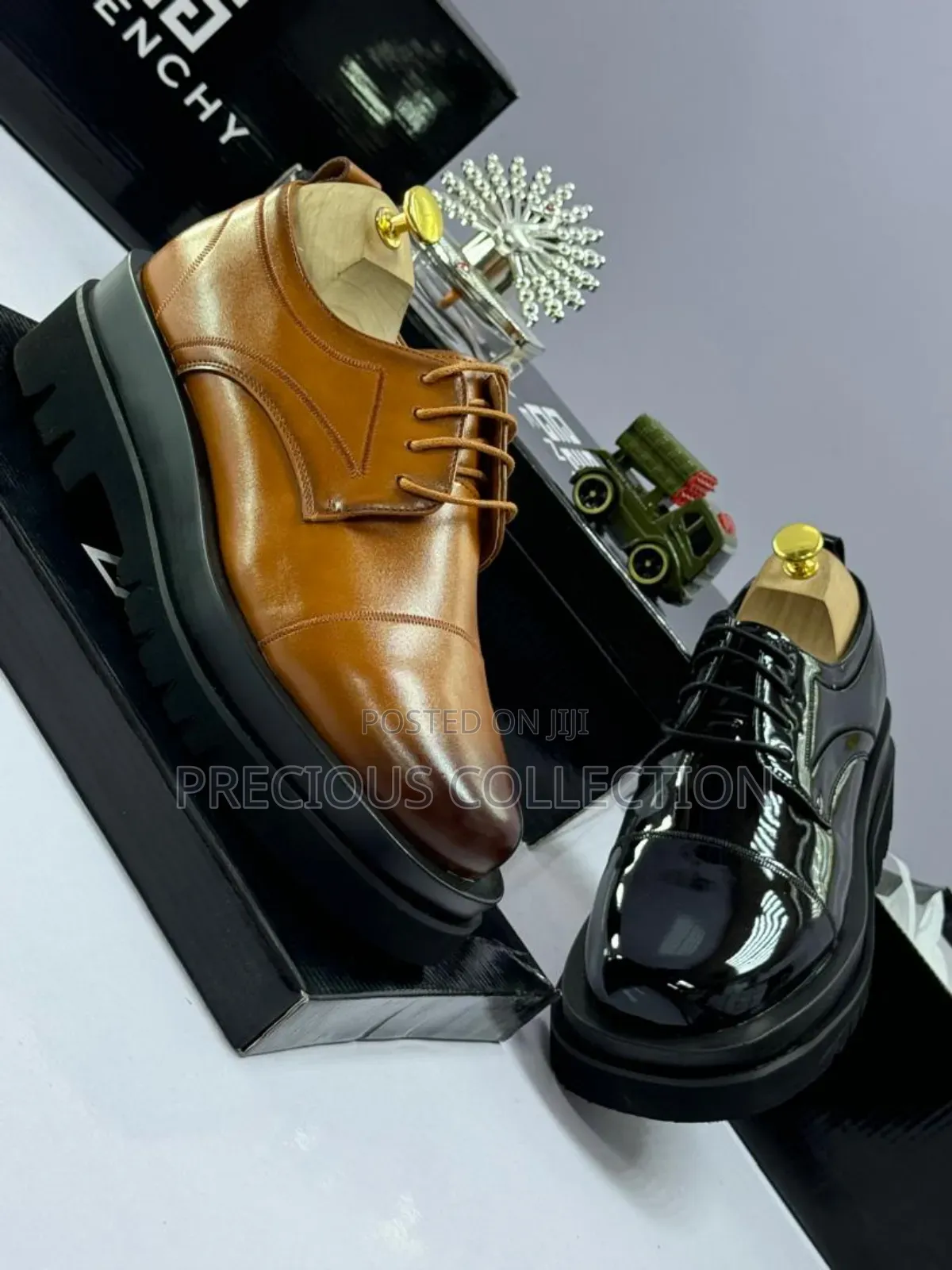 Lace Up Givenchy Lace Up Leather Shoe for Men