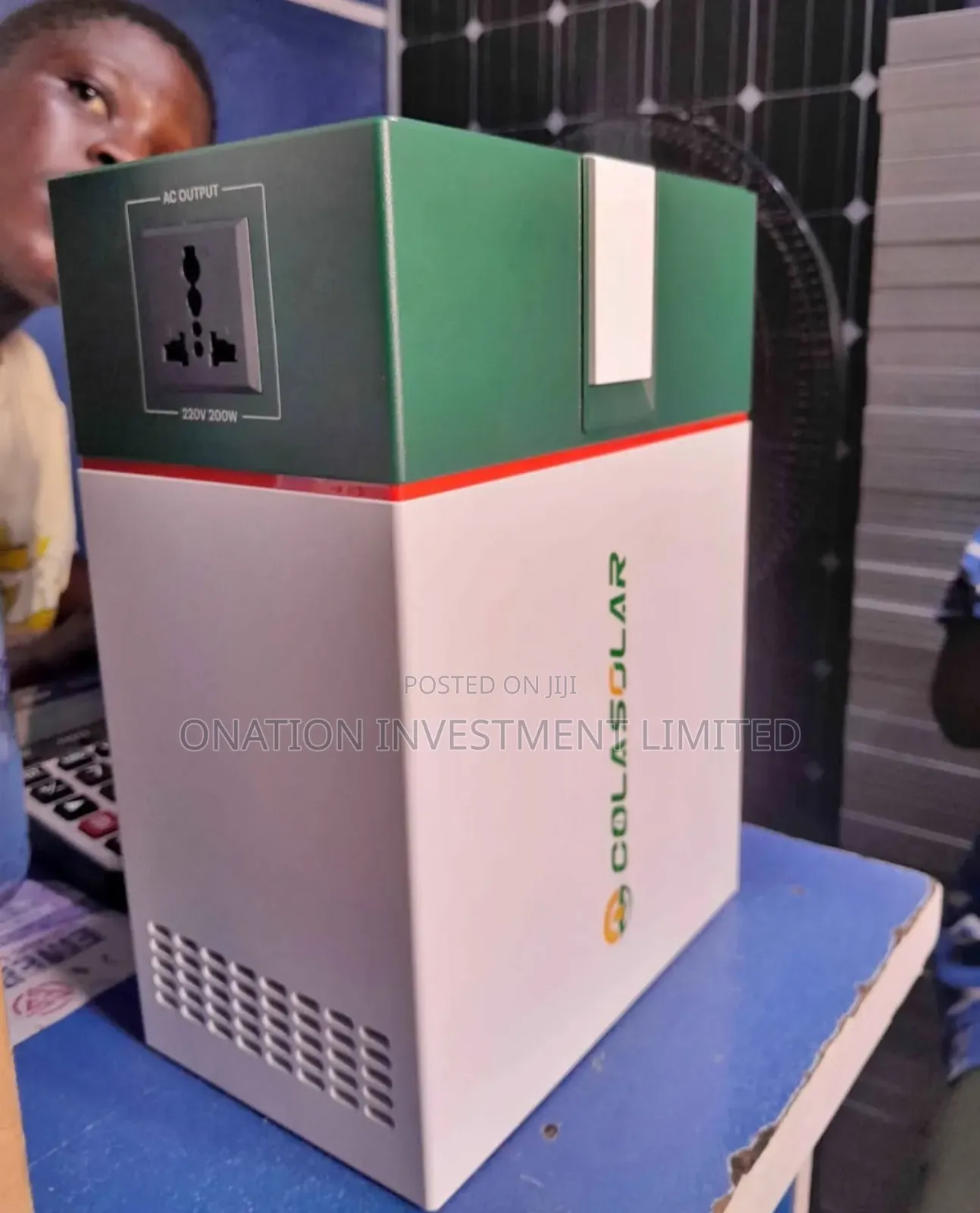 Cola1000 Solar Generator Lithium Battery Built in With Solar Panel
