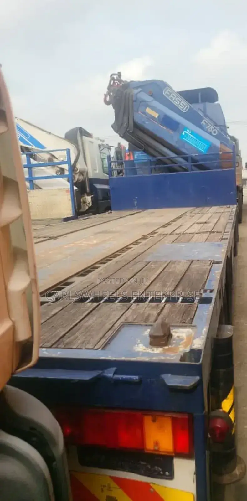 Foreign Used DAF 85 CF Hiab Truck (17tons)