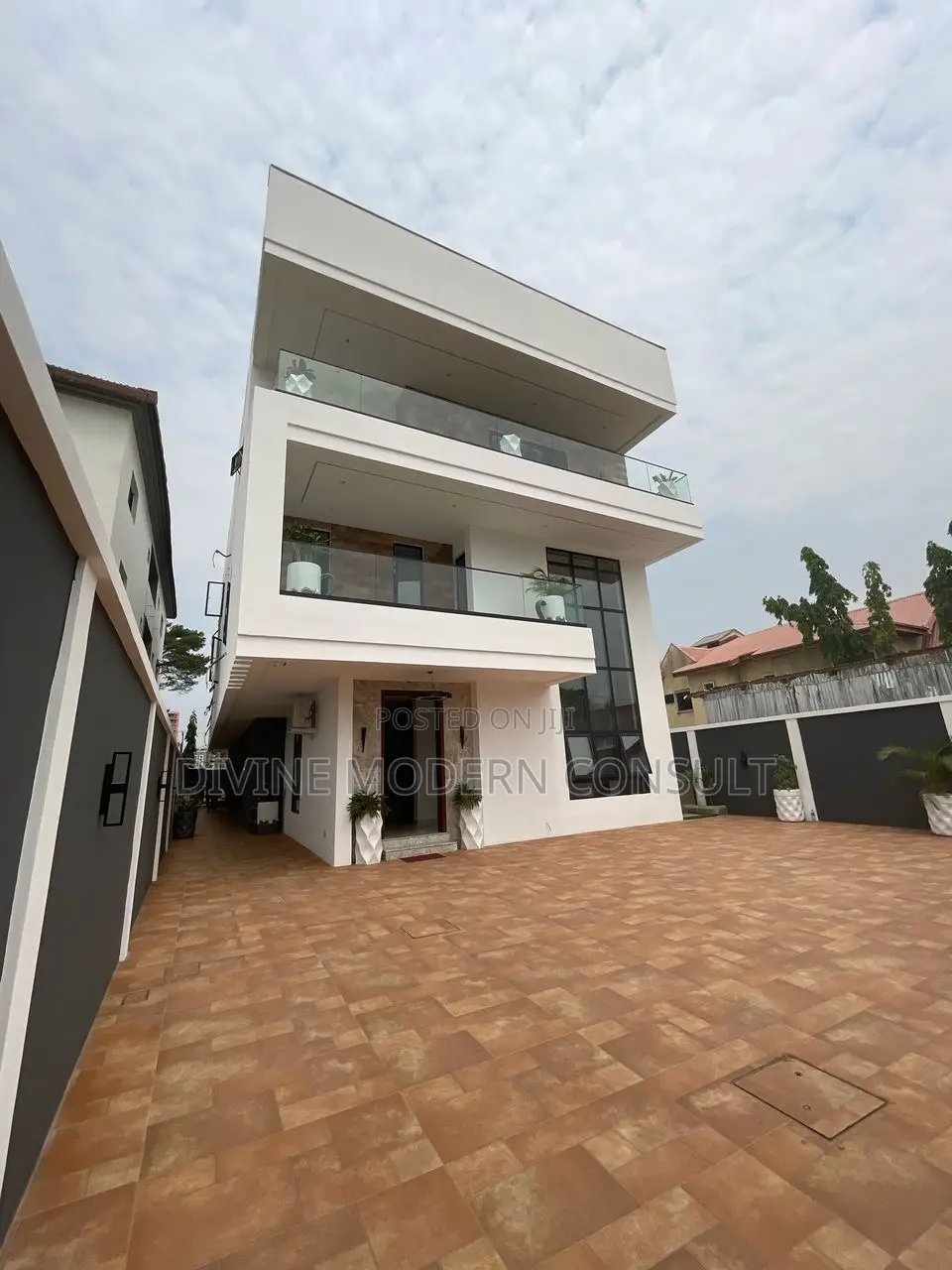 6bdrm Duplex in Private, Ikoyi for sale