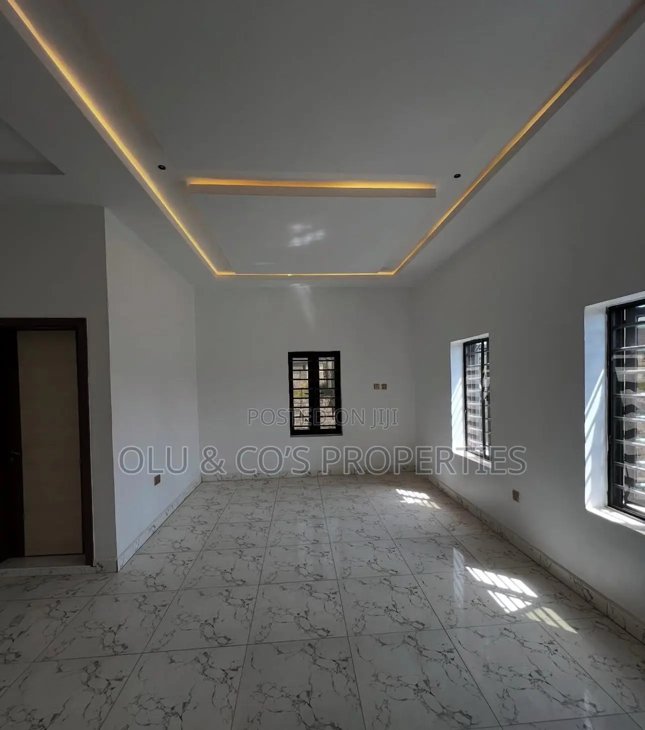 4bdrm Mansion in Aco Amac Estate, Lugbe District for sale