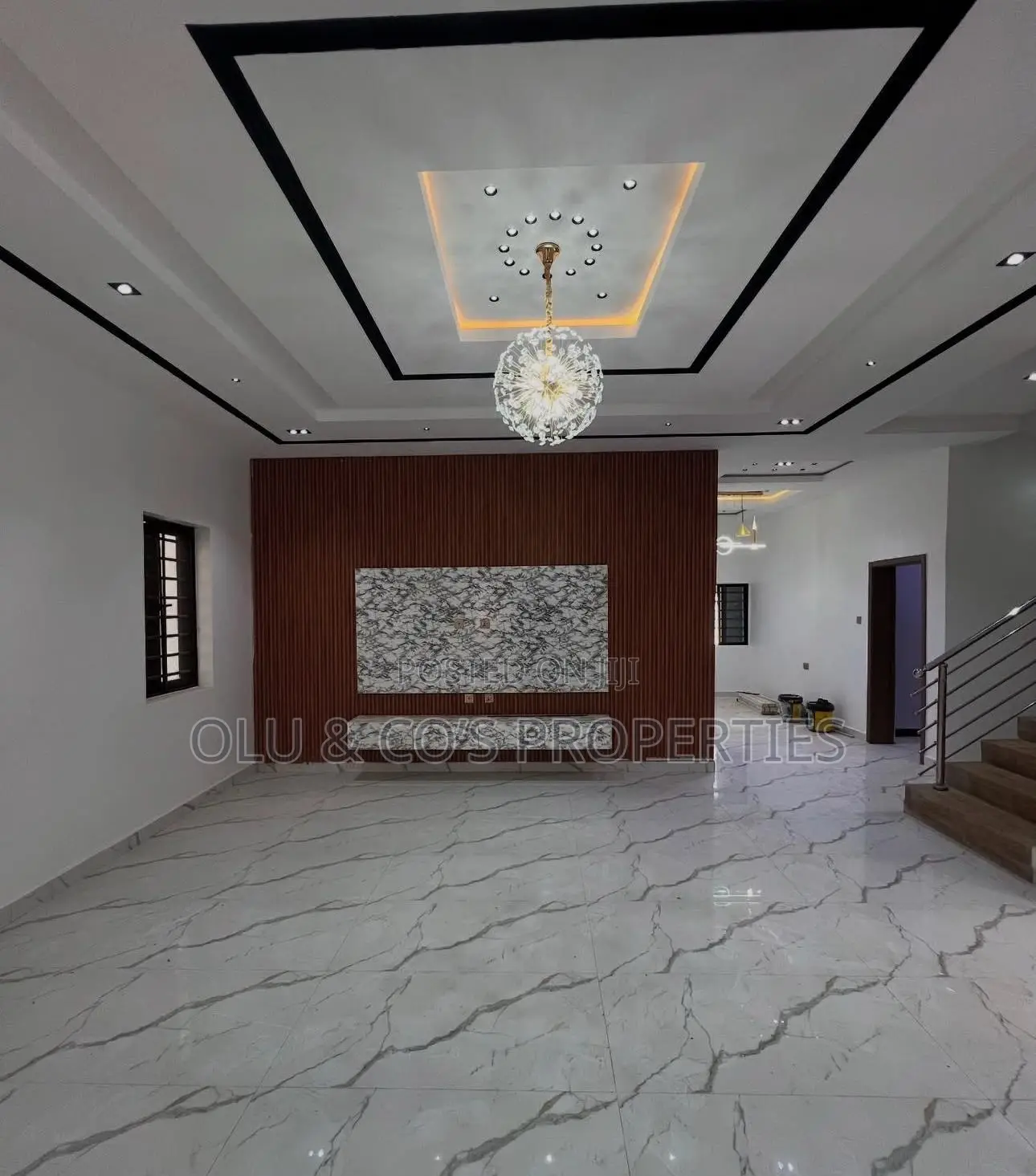 4bdrm Mansion in Aco Amac Estate, Lugbe District for sale
