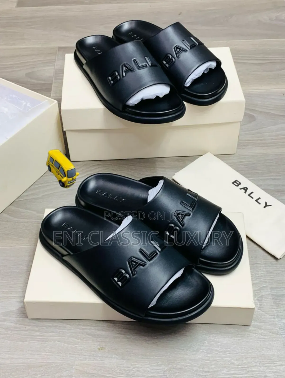 Top Quality Luxury Men's Slides Balenciaga Available