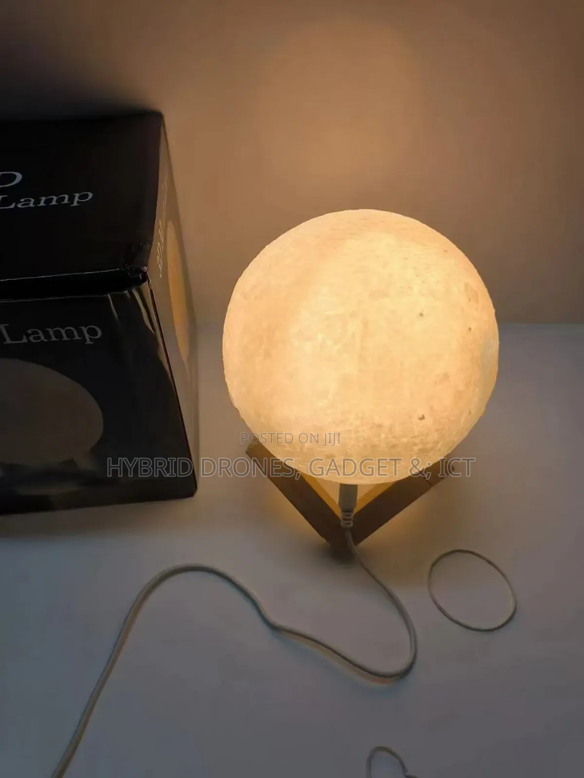Moon Lamp for Home Decoration and Side Lighting