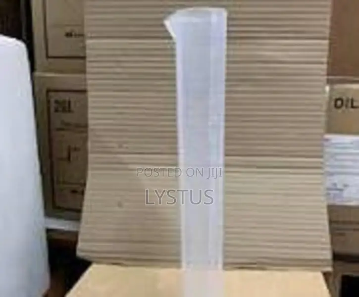 500ml Graduated Plastic Measuring Cylinder