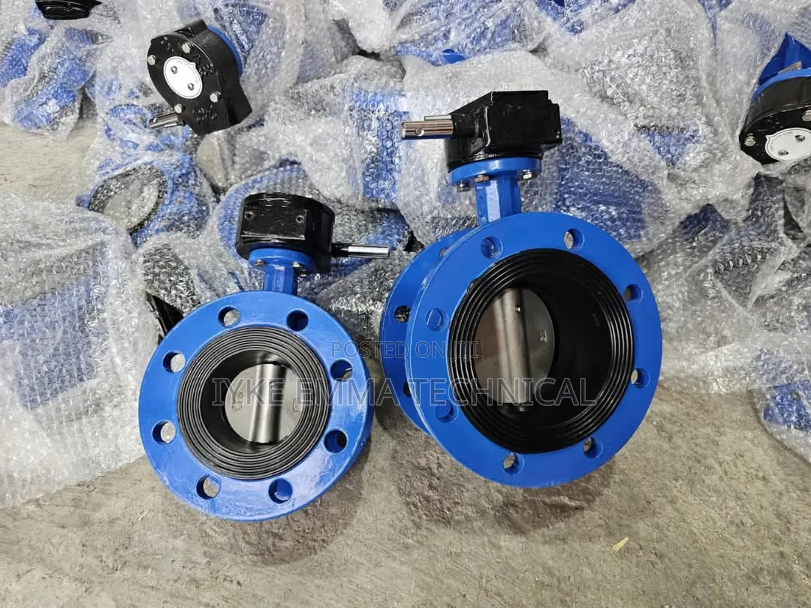 DN150 PN16 Cast Iron Double Flange Butterfly Valve