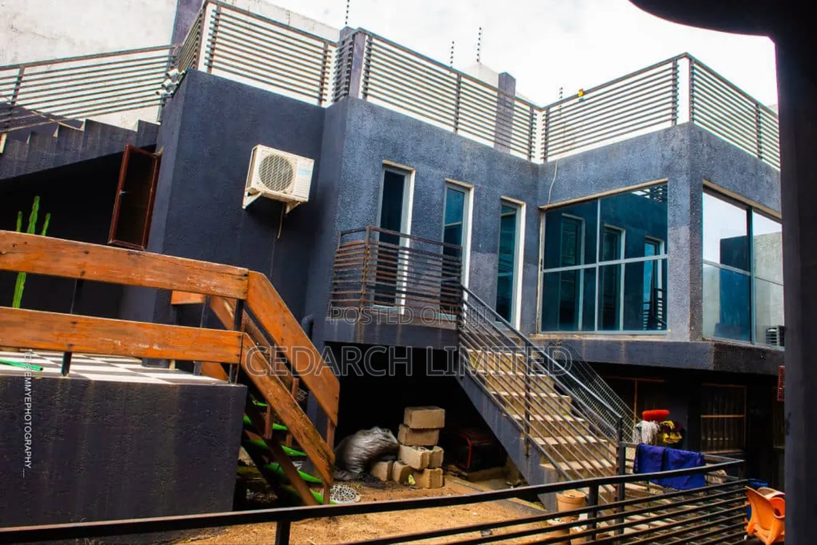 Furnished 5bdrm Duplex in Dawaki for sale