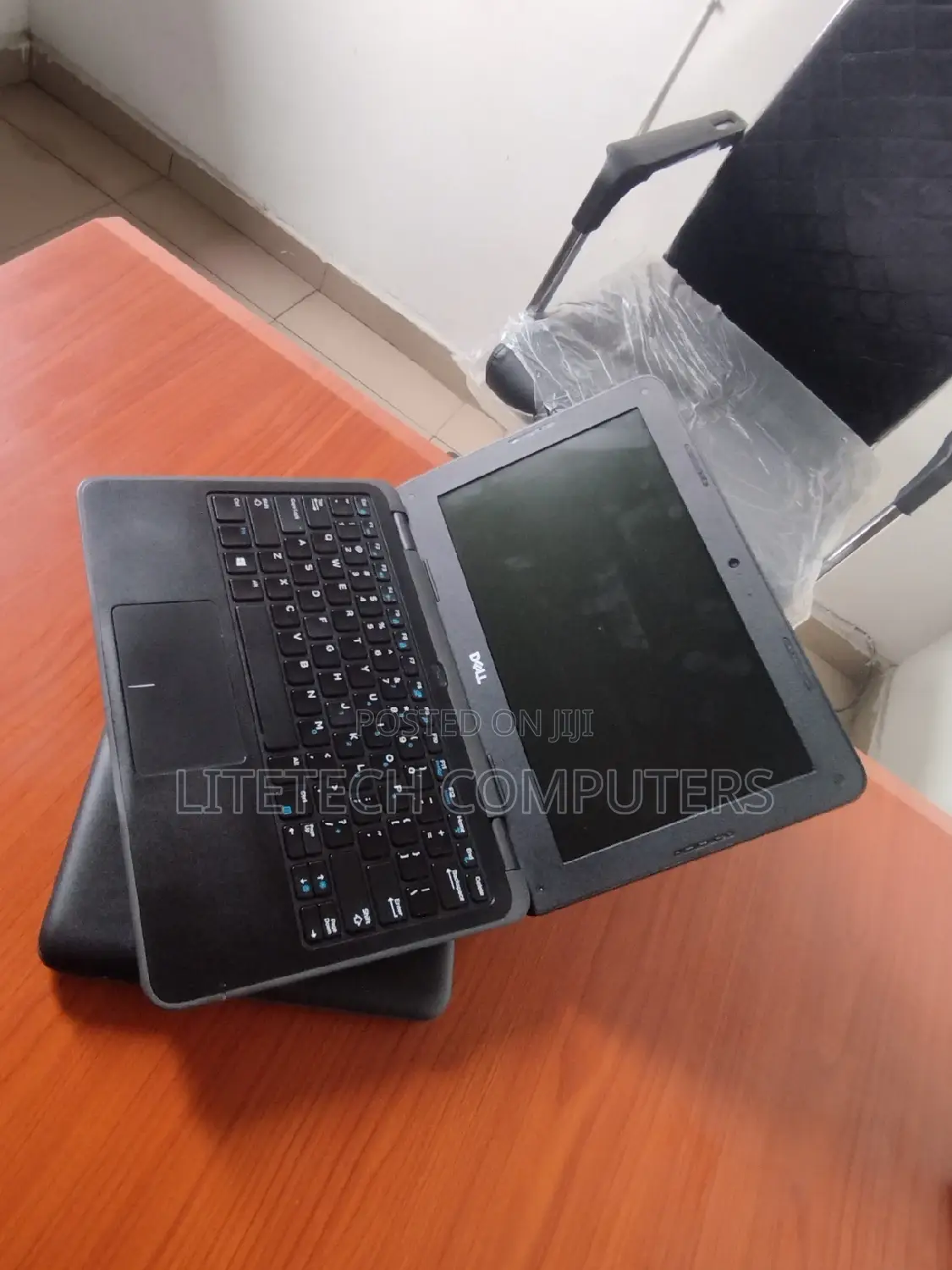 Laptop Dell Latitude 3180 4GB Intel Pentium SSD 256GB